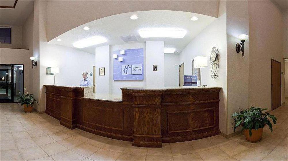 Holiday Inn Express Hotel & Suites Chickasha By Ihg Zewnętrze zdjęcie